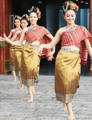 Cho thuê Trang phục Thái Lan truyền thống