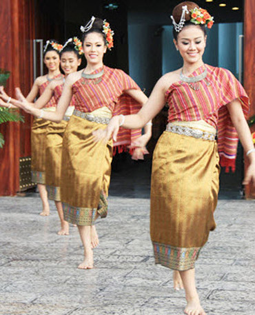 Cho thuê Trang phục Thái Lan truyền thống